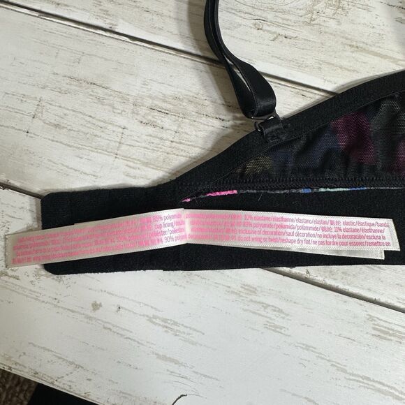 PINK By Victoria's Secret Wear Everywhere Wireless Push Up Bra 36D - Picture 6 of 13